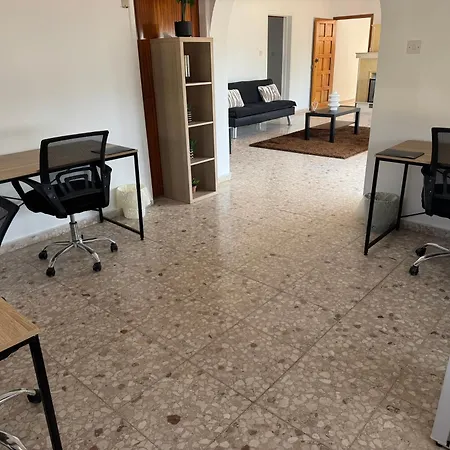 Appartement 3 Bedroom In Center Paphos